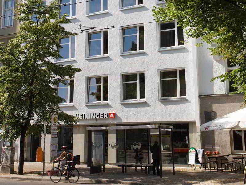 Meininger Hotel Berlin Mitte Esterno foto