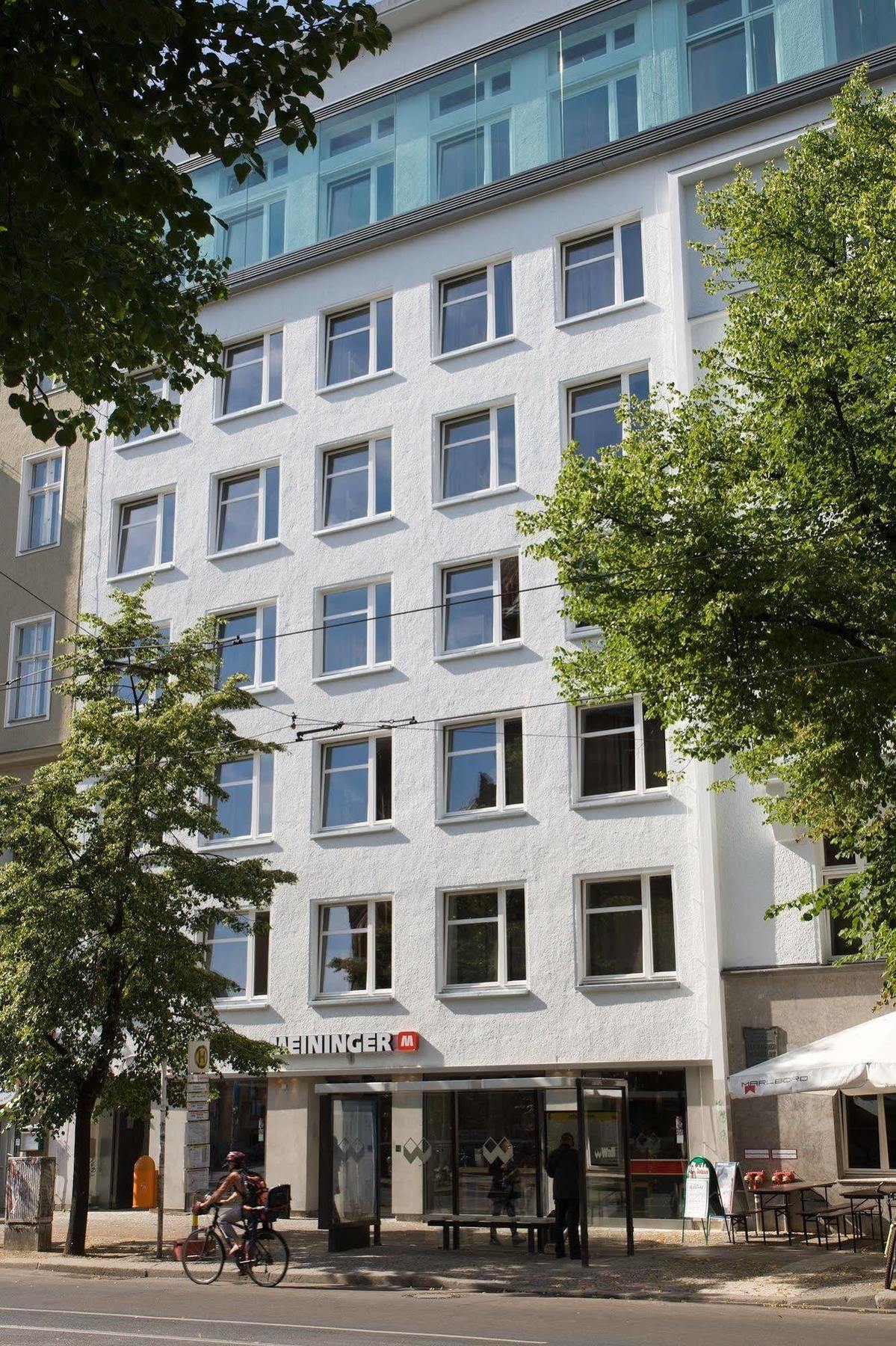 Meininger Hotel Berlin Mitte Esterno foto